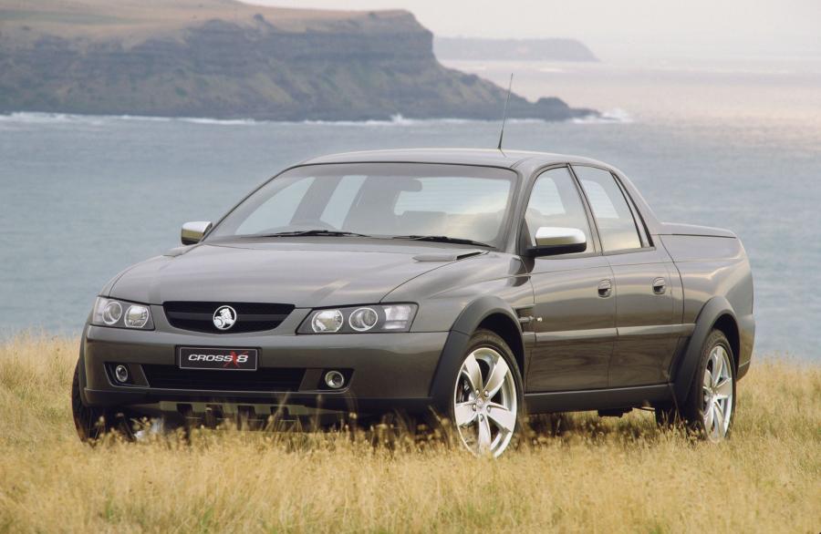  Holden Cross 8 Concept 2002 года  (фото 1 из 14)
